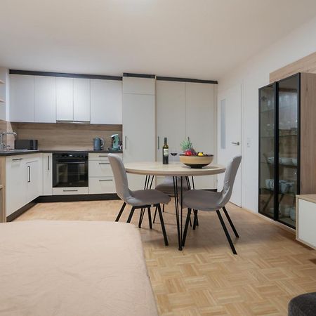 Modern Apartment, Full Kitchen, For 6 Gmunden Dış mekan fotoğraf