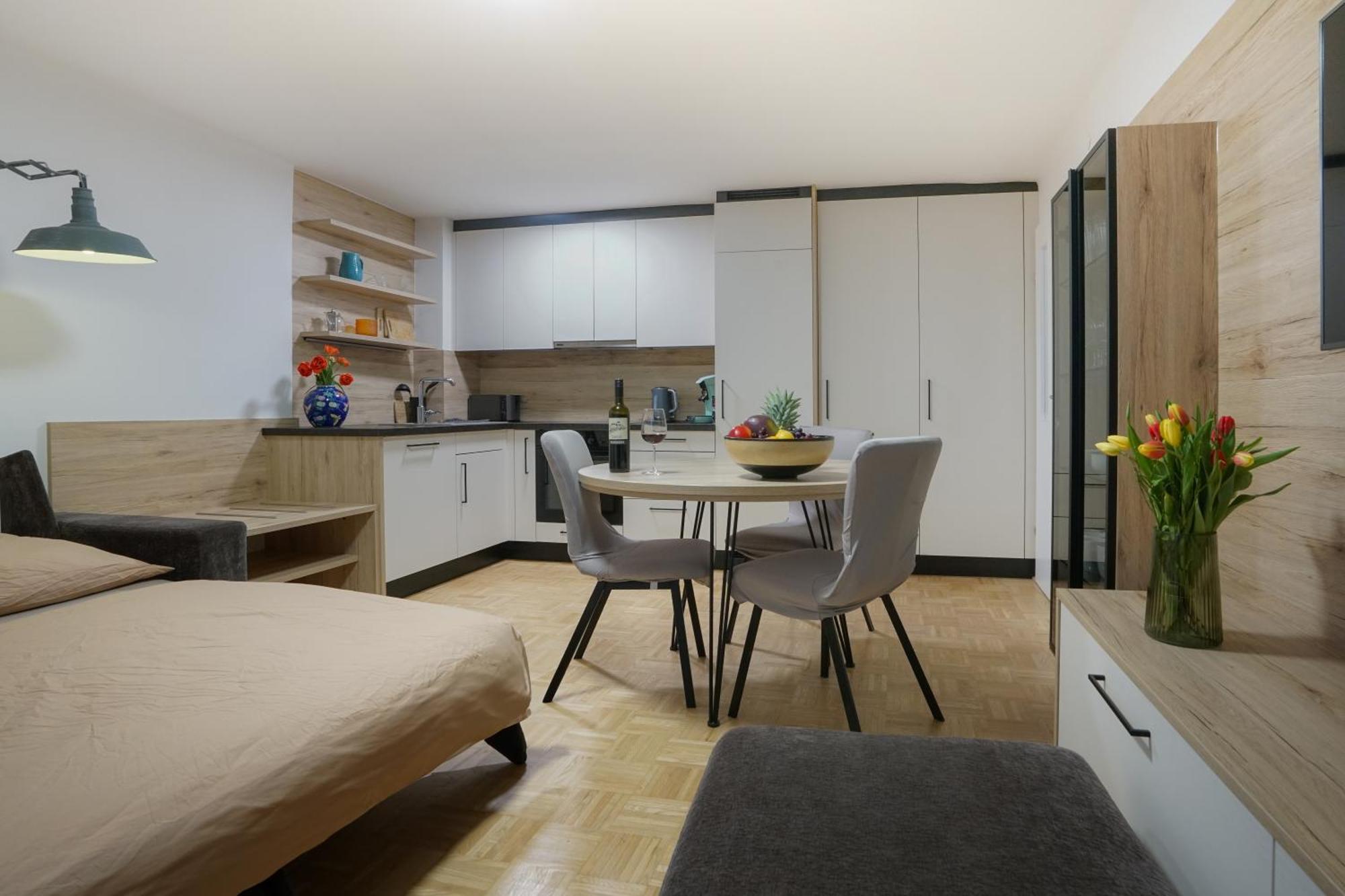 Modern Apartment, Full Kitchen, For 6 Gmunden Dış mekan fotoğraf